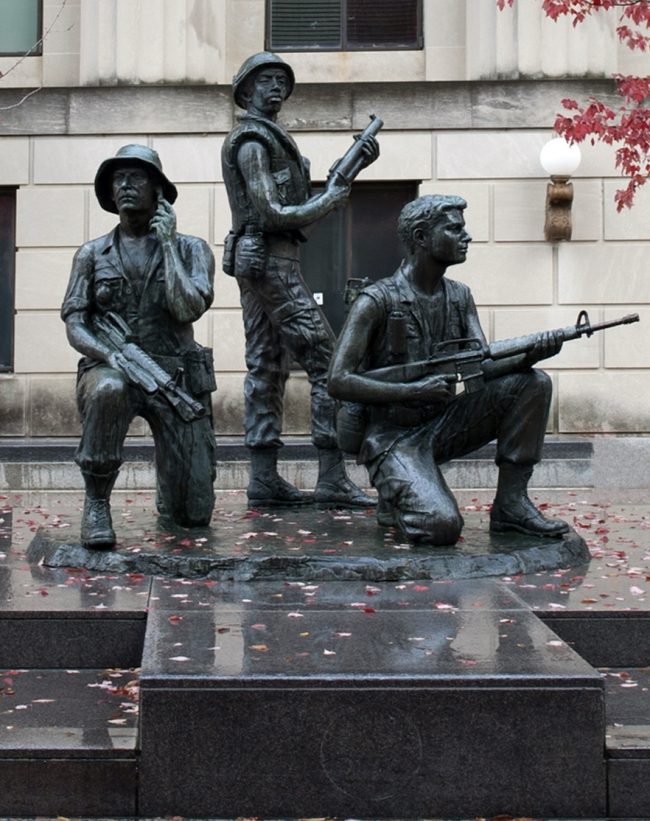 11-17-14  Vietnam Veterans Statue